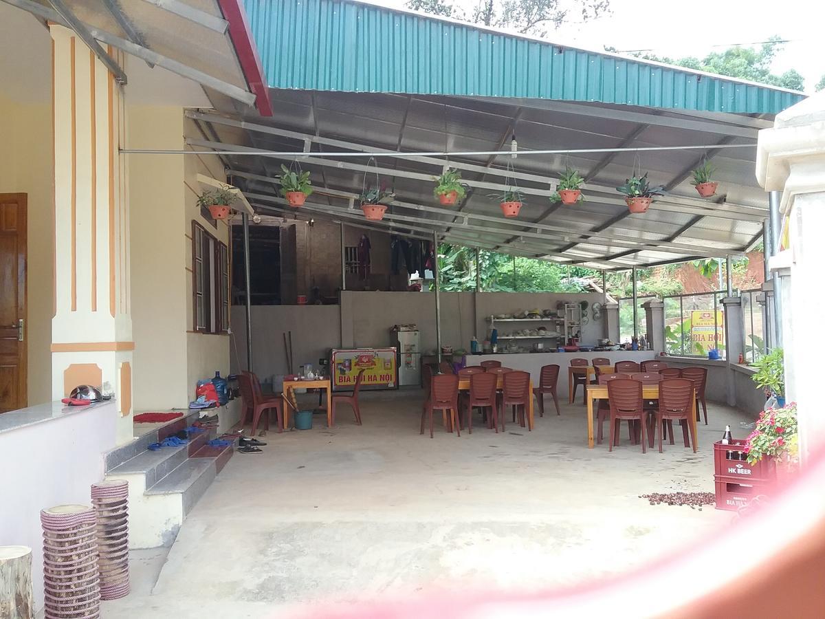 Thac Ba Family Homestay Ho To Exteriör bild