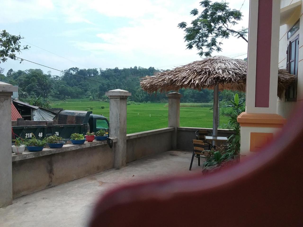 Thac Ba Family Homestay Ho To Exteriör bild